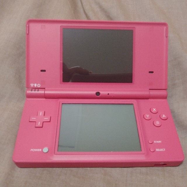 NINTENDO DS ニンテンドー DSI PINK ピンク即購入大歓迎です