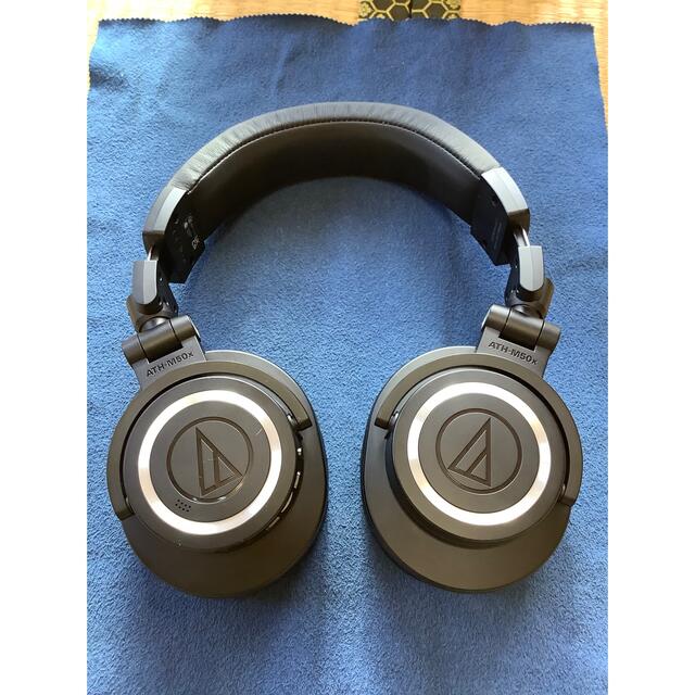 audio-technica(オーディオテクニカ)のaudio-technica ワイヤレスヘッドホン ATH-M50XBT2 スマホ/家電/カメラのオーディオ機器(ヘッドフォン/イヤフォン)の商品写真