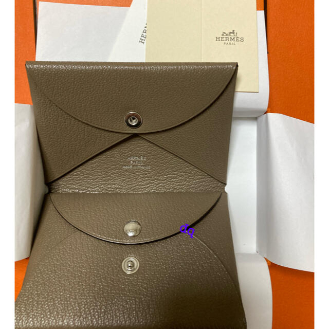 セールHOT Hermes - 新品 HERMES カルヴィ エトゥープ カードケースの