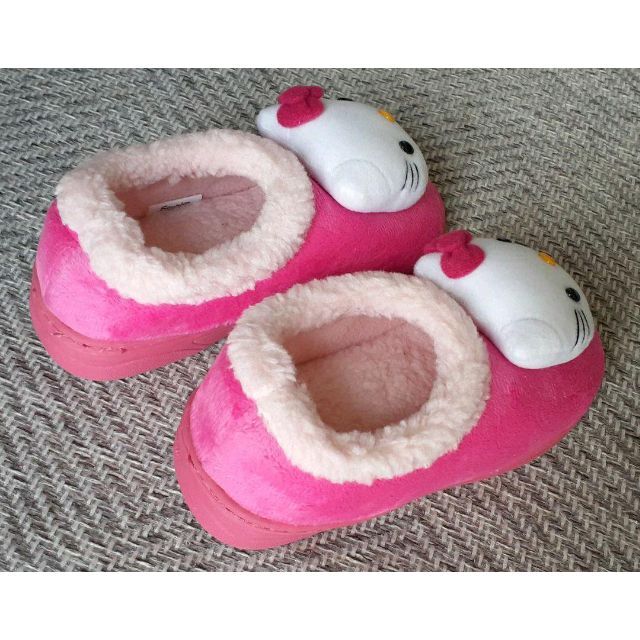 ハローキティ ルームシューズ キッズ Hello Kitty Shoes キッズ/ベビー/マタニティのキッズ靴/シューズ(15cm~)(アウトドアシューズ)の商品写真