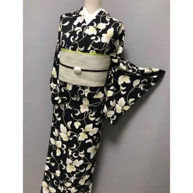 お仕立て上り❣️【特選手摺り友禅染小紋⭐️葡萄蔦】ブラック お仕立て上り❣️【特選手摺り友禅染小紋⭐️葡萄蔦】ブラック
