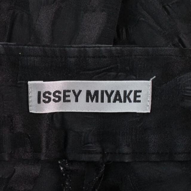 超歓迎新品 ISSEY MIYAKE ISSEY MIYAKE パンツ（その他） レディースの通販 by RAGTAG  online｜イッセイミヤケならラクマ