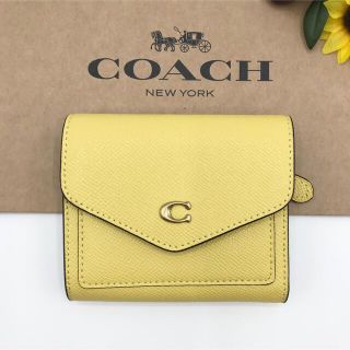 コーチ(COACH)のCOACH 財布 ★大人気★ ウィン スモール ウォレット レトロイエロー 新品(財布)