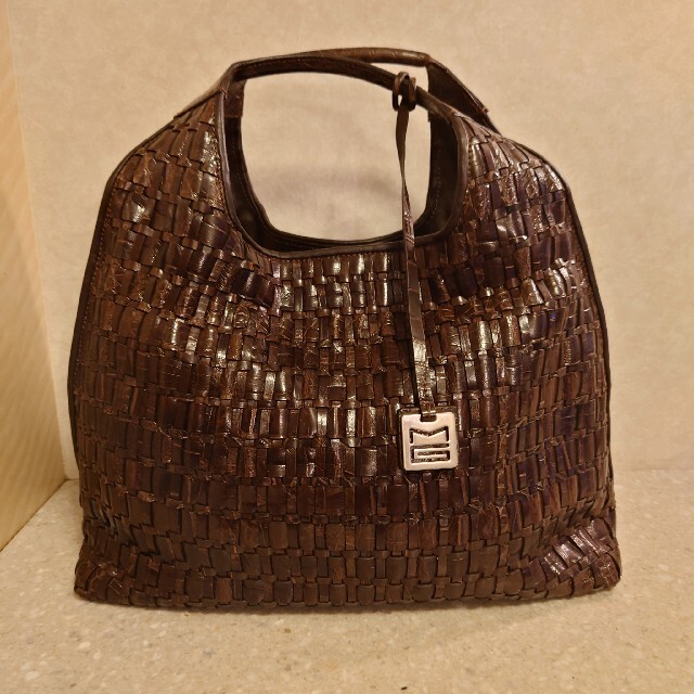 ボッテガヴェネタ イントレチャート チェーン ハンドバッグ ラムスキン レザー ブラック 黒 169742 BOTTEGA VENETA（未使用　展示品）