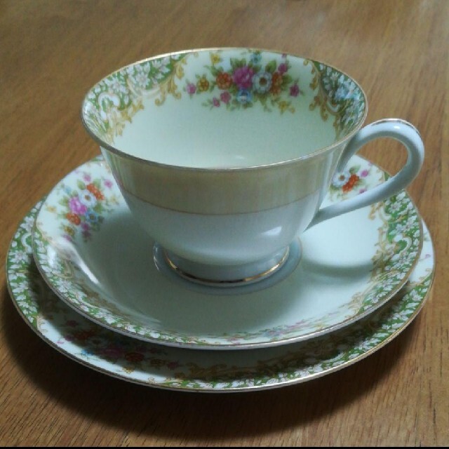 Noritake トリプルセット Noritake トリプルセット