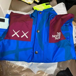 THE NORTH FACE - KAWS × NORTH FACE Youth 1986 マウンテンパーカーの