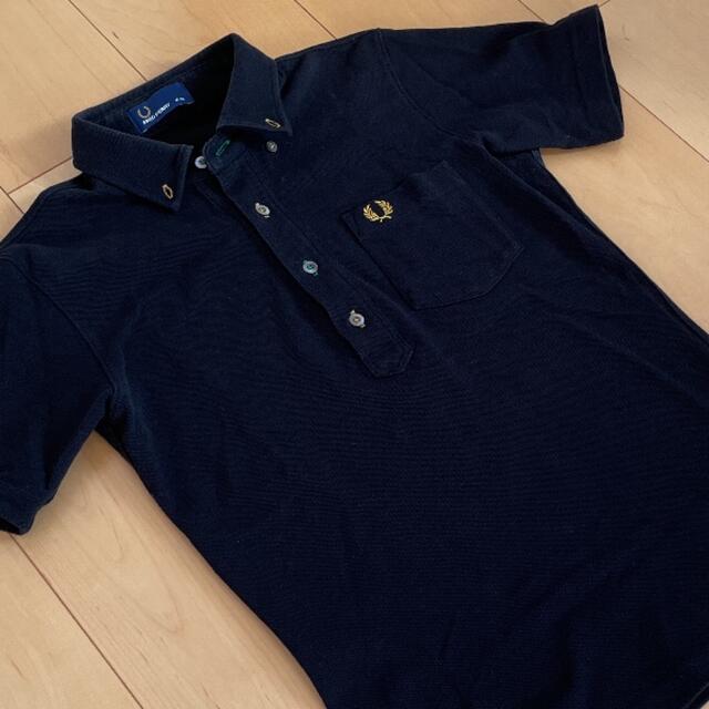 FRED PERRY(フレッドペリー)のFRED PERRY フレッドペリー　ポロシャツ　ブラック　XS メンズのトップス(ポロシャツ)の商品写真