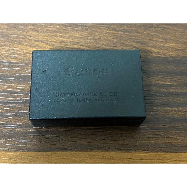 Canon(キヤノン)のCanon LP-E17 リチウムイオンバッテリー　① スマホ/家電/カメラのカメラ(その他)の商品写真