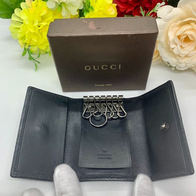 Gucci(グッチ)の美品　Gucci　グッチ　シマ　キーケース　インターロッキング　黒 レディースのファッション小物(キーケース)の商品写真