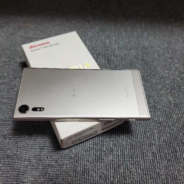 【送料込】Xperia XZs SO-03J SIMロック解除済み 2