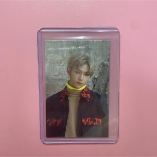 「straykids フィリックス miroh 限定盤 トレカ」に近い商品