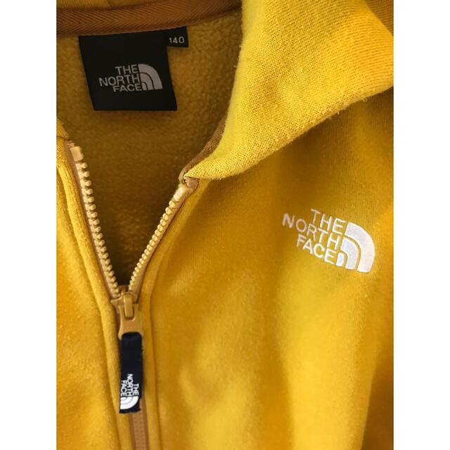 THE NORTH FACE(ザノースフェイス)のTHE NORTH FACE ロゴリアビューフルジップパーカー　フーディー キッズ/ベビー/マタニティのキッズ服女の子用(90cm~)(ジャケット/上着)の商品写真