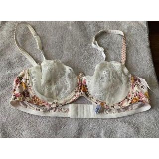 シモーヌペレール(Simone Perele)のAUBADE オーバドゥFLEURS DE PLAISIR 75B 単品(ブラ)