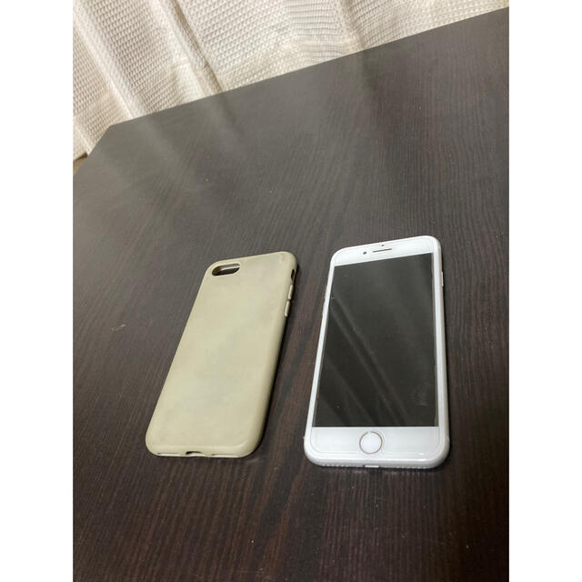 スマートフォン/携帯電話美品！おまけ付き！！　iPhone8 64GB シルバー　simフリー