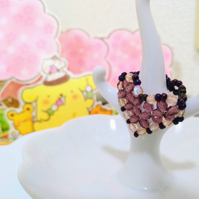 ビーズリング　ハート♡ レディースのアクセサリー(リング(指輪))の商品写真