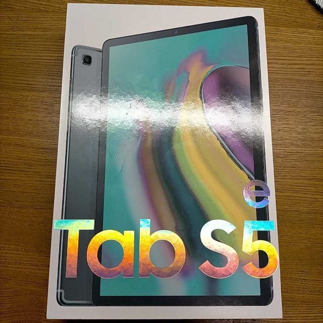 ほぼ未使用  Galaxy Tab S5e android タブレット 本体