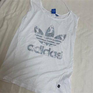 アディダス(adidas)のadidas ♥ トップス(Tシャツ(半袖/袖なし))