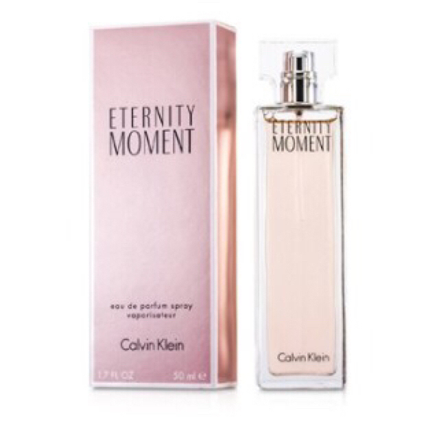 Calvin Klein(カルバンクライン)のCalvin Klein【中古】ETERNITY MOMENT 50ml コスメ/美容の香水(香水(女性用))の商品写真