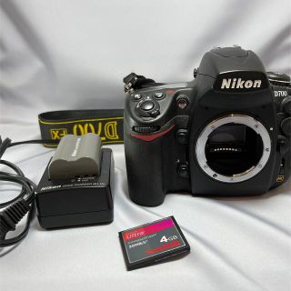 ニコン(Nikon)のNikon D700 20mmレンズ付(デジタル一眼)