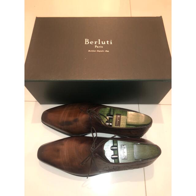 Berluti(ベルルッティ)のBerluti　ベルルッティ　アレッサンドロ　カリグラフィー　美品　正規品 メンズの靴/シューズ(ドレス/ビジネス)の商品写真