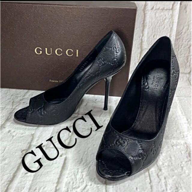 Gucci(グッチ)の美品　GUCCI グッチシマ　GGエンボス　レザーパンプス レディースの靴/シューズ(ハイヒール/パンプス)の商品写真
