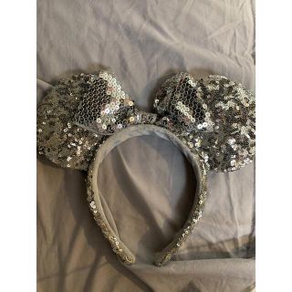 ディズニー　カチューシャ　スパンコール　シルバー(カチューシャ)