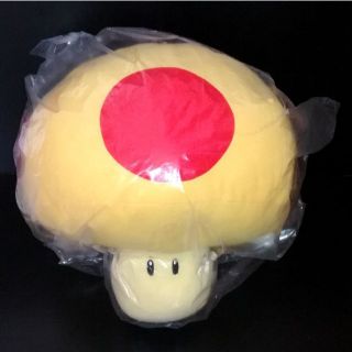 バンプレスト(BANPRESTO)の【katsuvet様専用】マリオ4点 巨大キノコ・クリボー・スター・？ブロック(ぬいぐるみ)