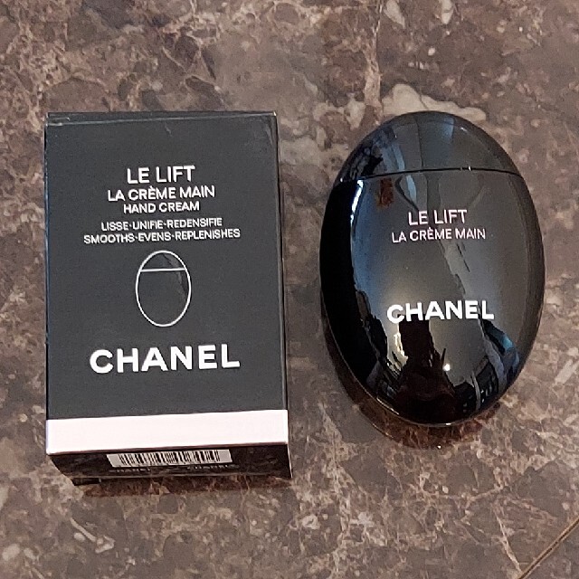 CHANEL　ハンドクリーム