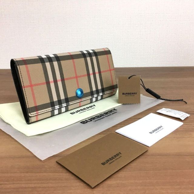 残りわずか】 BURBERRY - 未使用品 BURBERRY 二つ折り長財布