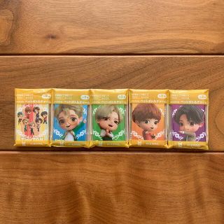 ボウダンショウネンダン(防弾少年団(BTS))のTinytan 紅茶花伝 ペットボトルチャーム5種(アイドルグッズ)