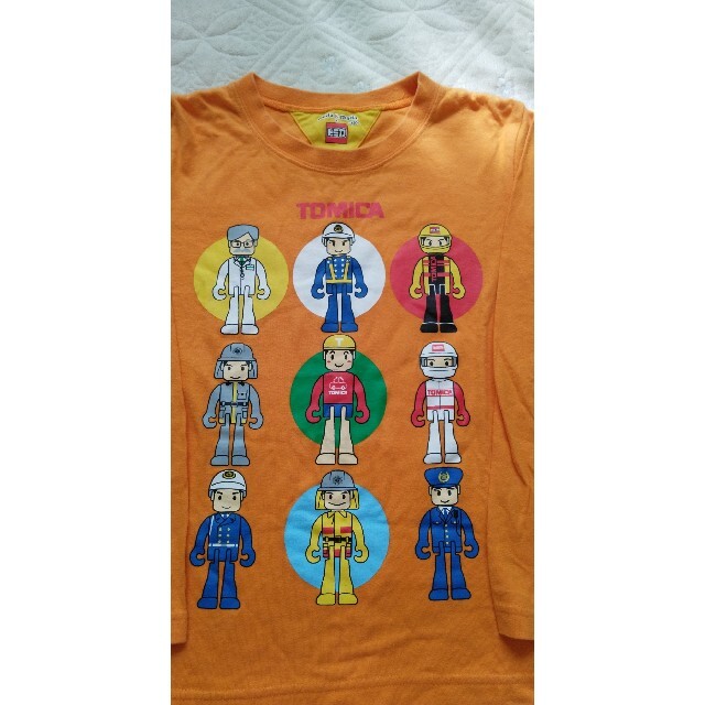 Takara Tomy(タカラトミー)のトミカ　120センチカットソー キッズ/ベビー/マタニティのキッズ服男の子用(90cm~)(Tシャツ/カットソー)の商品写真