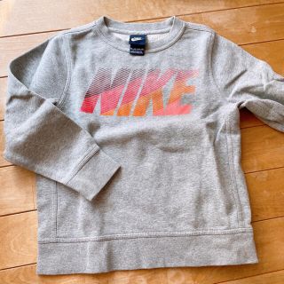 ナイキ(NIKE)のNIKE ナイキ トレーナー　130(Tシャツ/カットソー)