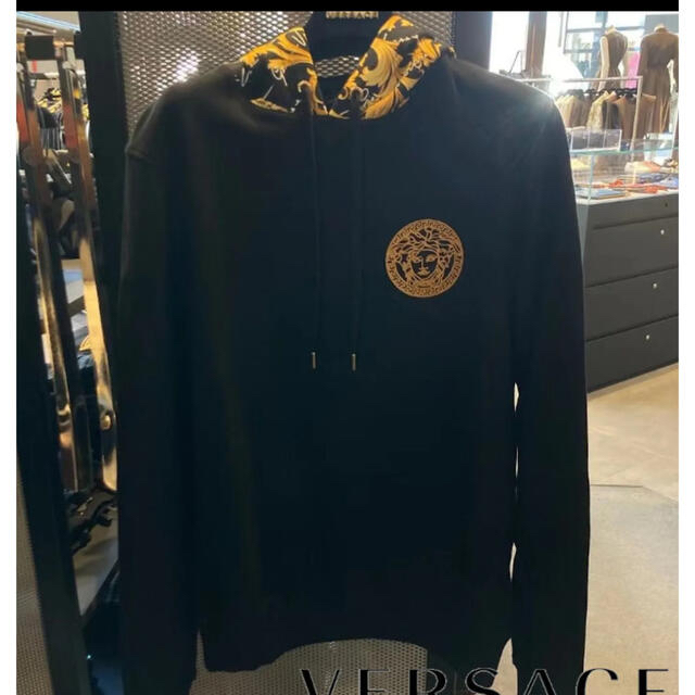 新作通販 VERSACE☆最終値下げ☆フーディートレーナー | blog