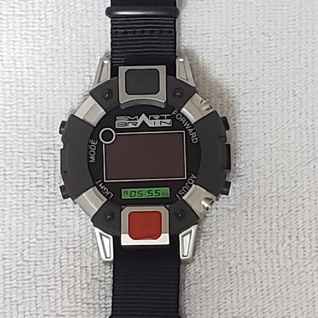 新品本物  仮面ライダー555　SMART BRAIN　ロゴ　腕時計 特撮