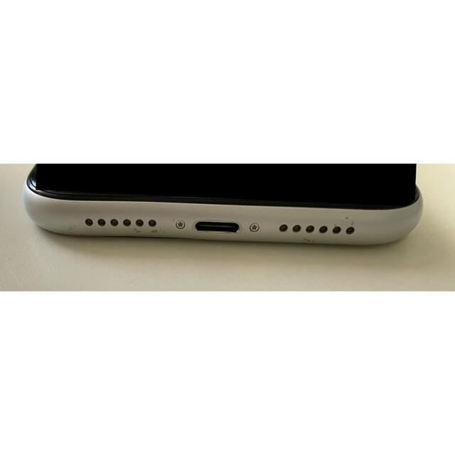 iPhoneXR 64GB 本体 ホワイト FaceID対応 8
