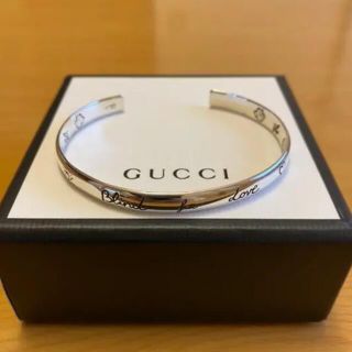 グッチ(Gucci)のGUCCI グッチ バングル blind for love サイズ17(ブレスレット)