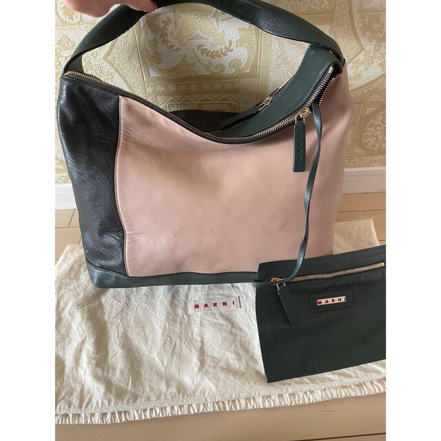 Marni(マルニ)のマルニ　バイカラー　バッグ レディースのバッグ(ショルダーバッグ)の商品写真