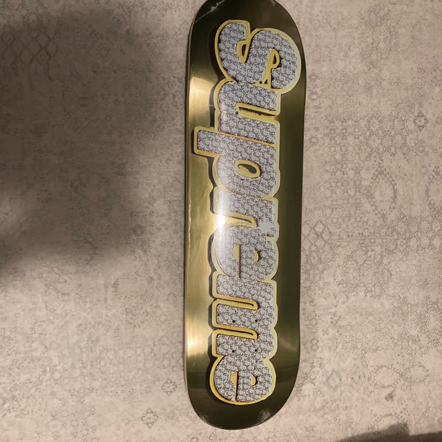 Supreme(シュプリーム)の最安値supreme bling box logo skateboard デッキ スポーツ/アウトドアのスポーツ/アウトドア その他(スケートボード)の商品写真