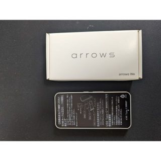 フジツウ(富士通)の【新品未使用】arrows WE　FCG01　ホワイト　simフリー(スマートフォン本体)