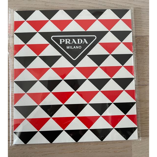 PRADA(プラダ)のPRADA 2022 カタログ エンタメ/ホビーの雑誌(ファッション)の商品写真