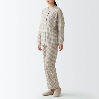 ムジルシリョウヒン(MUJI (無印良品))の《新品》 無印良品 脇に縫い目のない二重ガーゼスタンドカラーパジャマ／Ｓ～Ｍ(パジャマ)