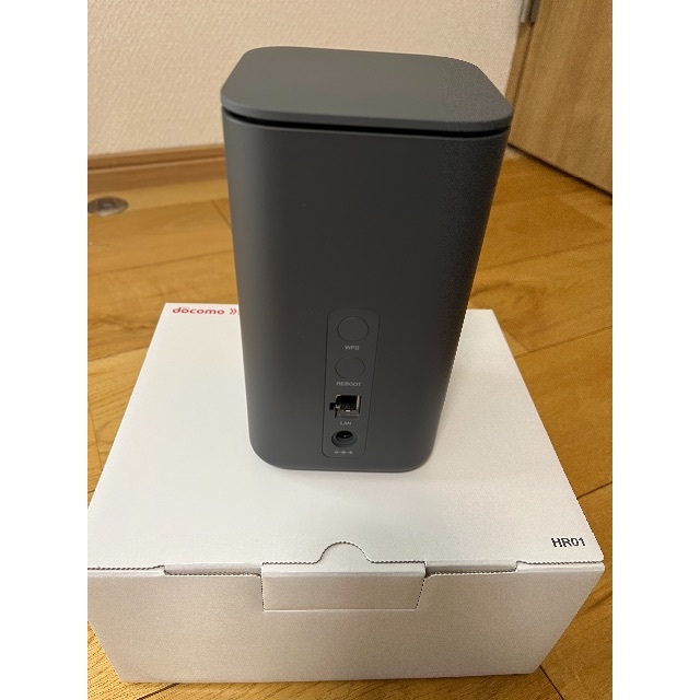 sin00q様専用      docomo home Wi-Fi 5G  スマホ/家電/カメラのスマホアクセサリー(その他)の商品写真