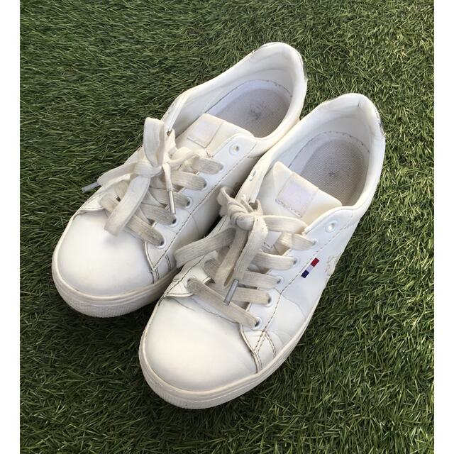 le coq sportif(ルコックスポルティフ)のまーちゃん様専用☆ルコックスポルティフ レディーススニーカー23.5cm レディースの靴/シューズ(スニーカー)の商品写真