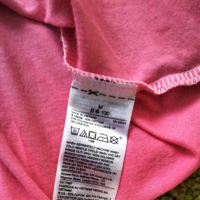 GAP(ギャップ)のノースリーブ130GAP タンクトップ キッズ/ベビー/マタニティのキッズ服女の子用(90cm~)(Tシャツ/カットソー)の商品写真