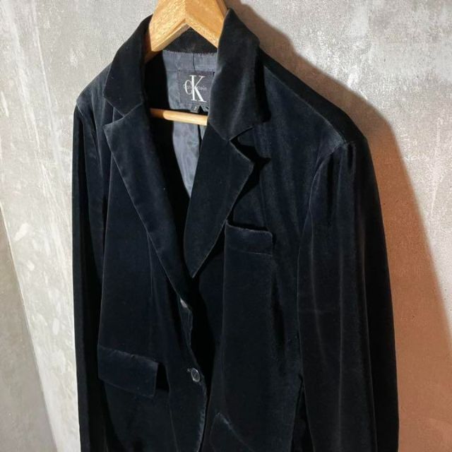 ck Calvin Klein(シーケーカルバンクライン)のCALVIN KLEIN TAILORED JACKET VELOR BLACK レディースのジャケット/アウター(テーラードジャケット)の商品写真