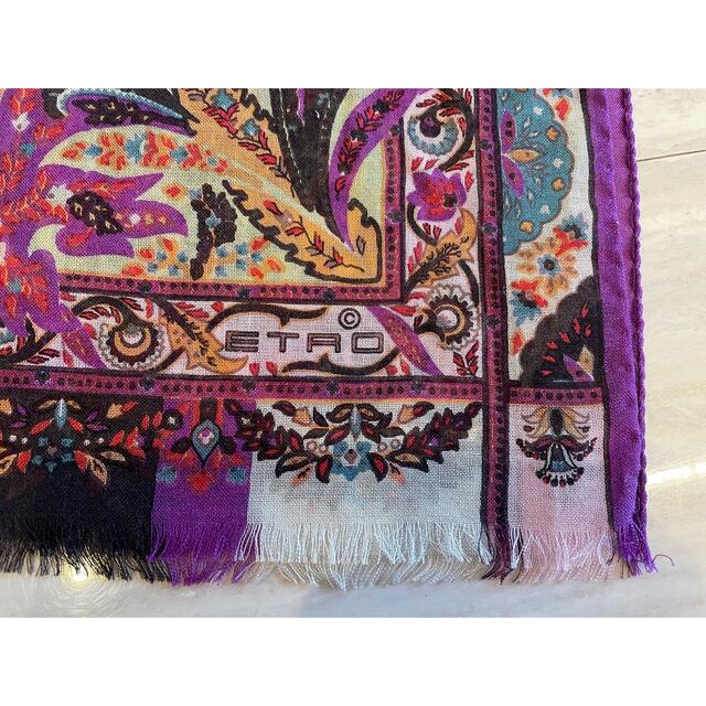 ETRO(エトロ)のエトロ　ウール　シルク　絹　スカーフ　ペイズリー　紫　パープル　美品　人気 レディースのファッション小物(バンダナ/スカーフ)の商品写真
