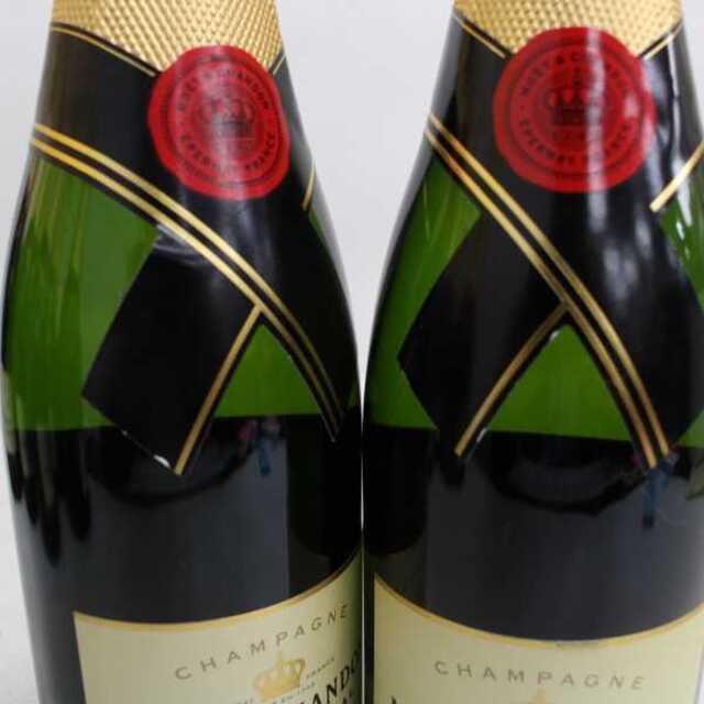 MOËT & CHANDON(モエエシャンドン)の【12本セット】モエエシャンドン ブリュット ハーフ  375ml 食品/飲料/酒の酒(シャンパン/スパークリングワイン)の商品写真