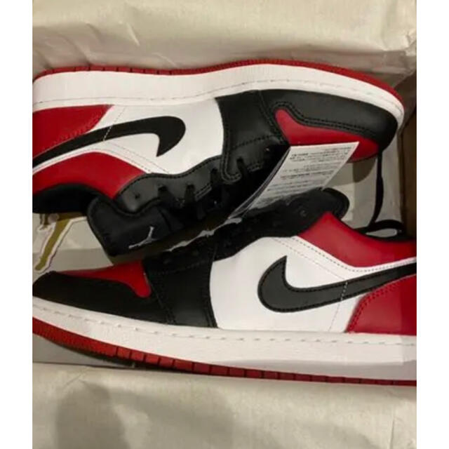 NIKE(ナイキ)のNike GS Air Jordan 1 Low Bred Toe 22.5cm レディースの靴/シューズ(スニーカー)の商品写真