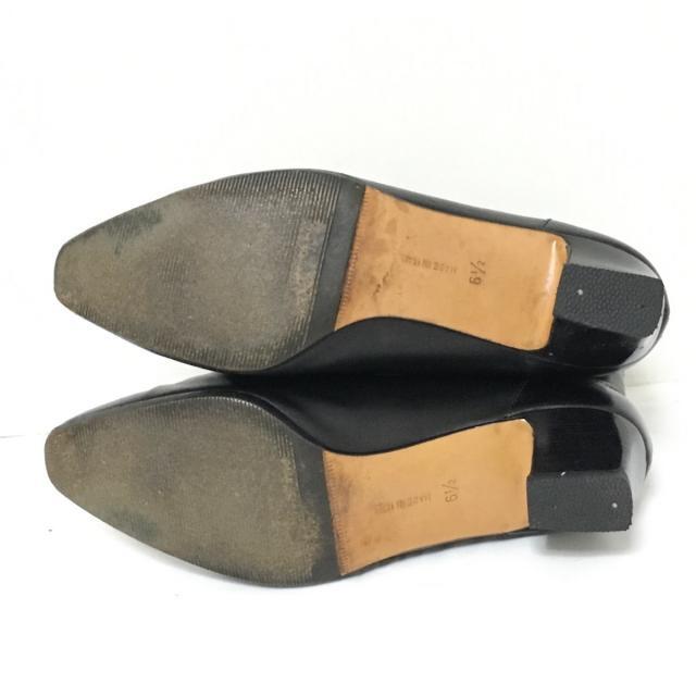 Salvatore Ferragamo(サルヴァトーレフェラガモ)のサルバトーレフェラガモ ショートブーツ - レディースの靴/シューズ(ブーツ)の商品写真