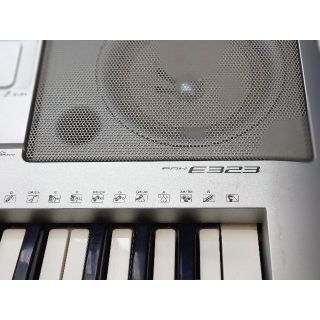 ヤマハ(ヤマハ)のYAMAHA PSR E323 電子ピアノ キーボード 　ACアダプター(キーボード/シンセサイザー)